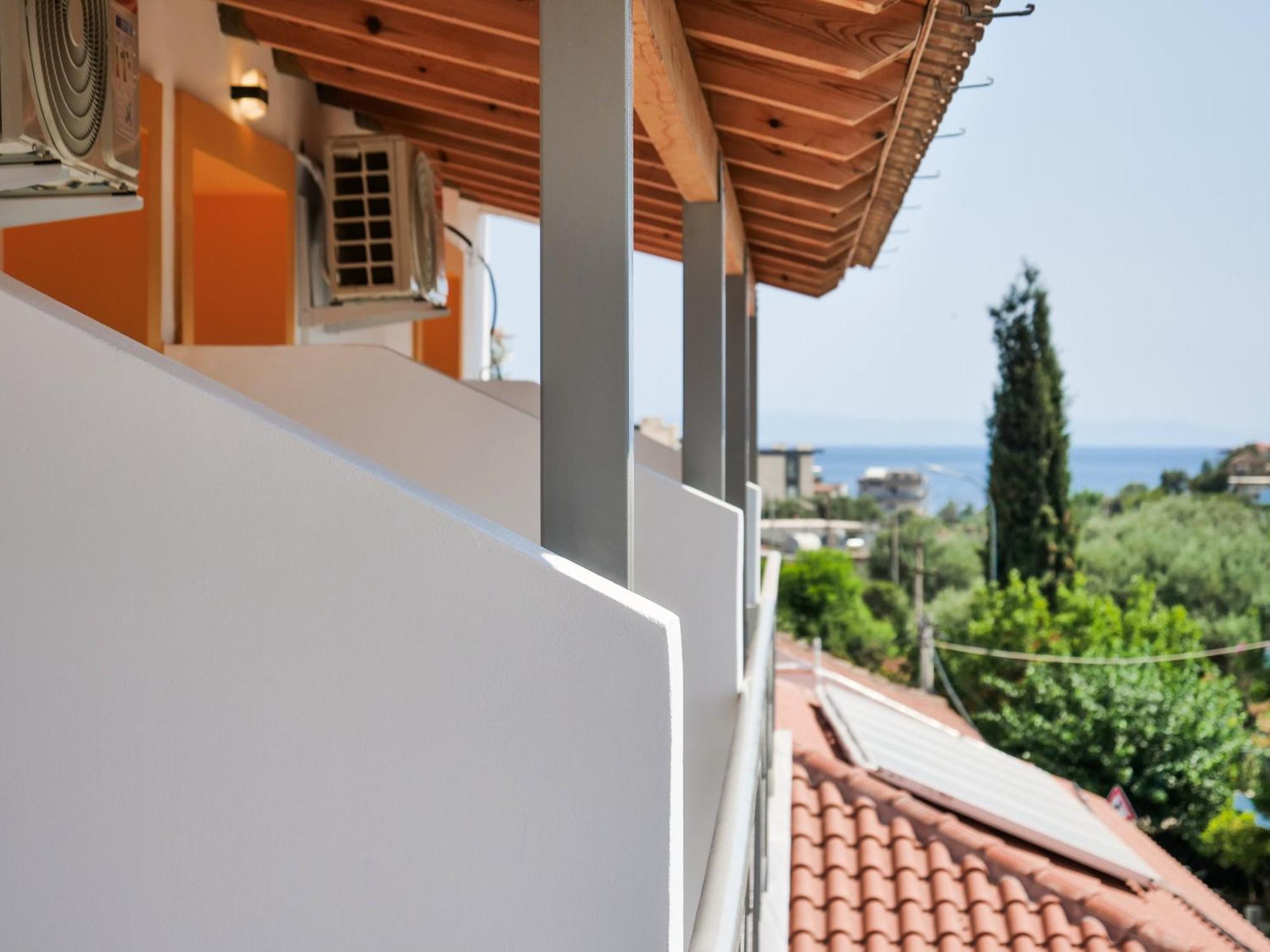 Orchard Retreat Himare